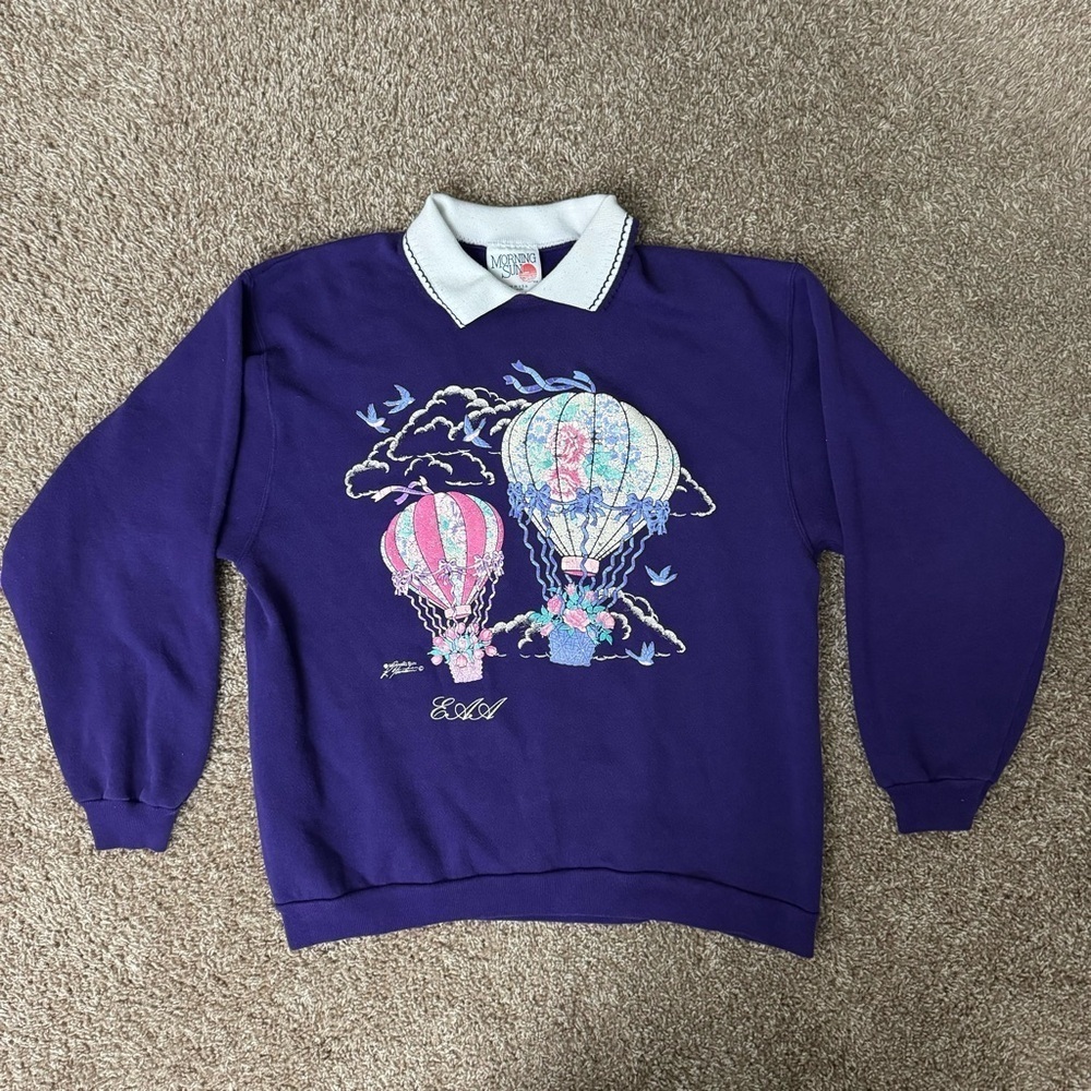 Vintage Morning‎ Sun Women’s Hot Air Balloon Purple Crewneck Sweater Size Large